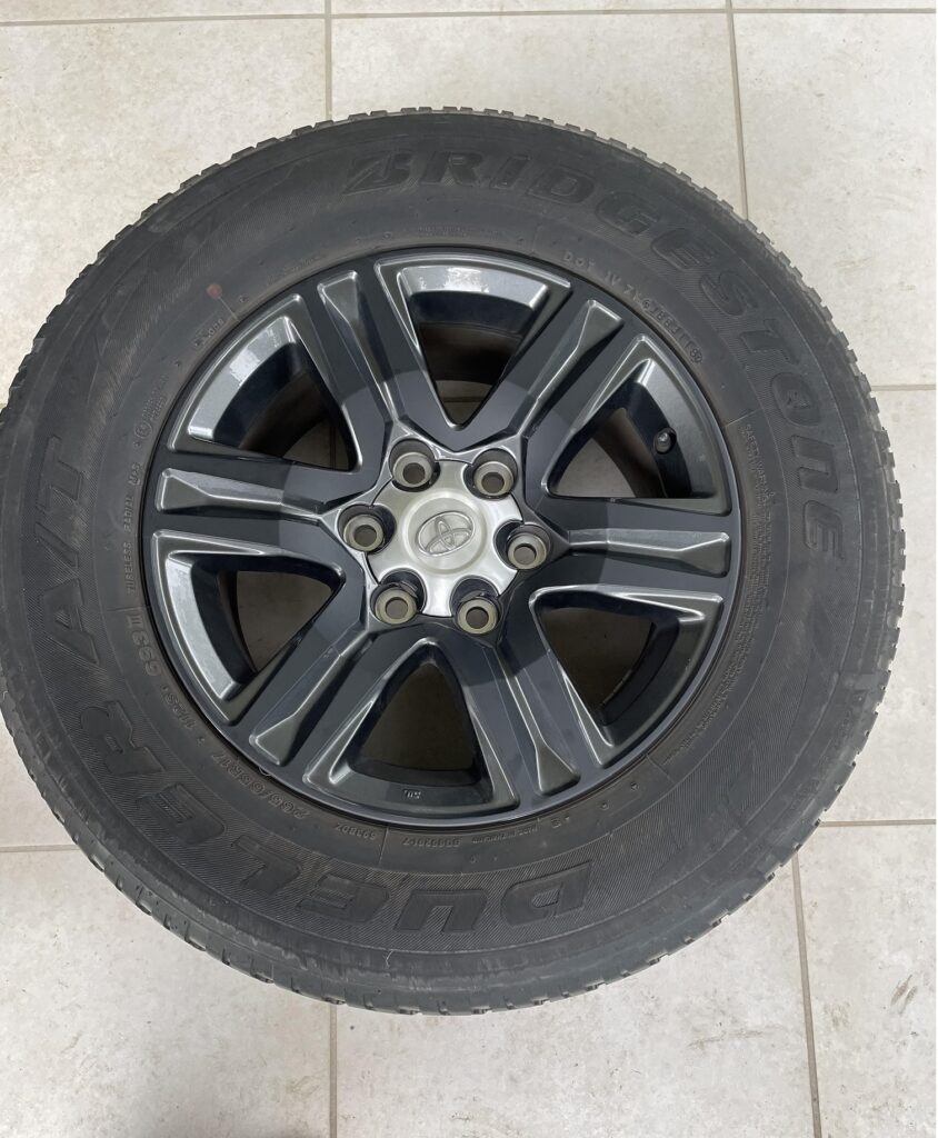 Fortuner GXL Wheel Decal - Jakkals